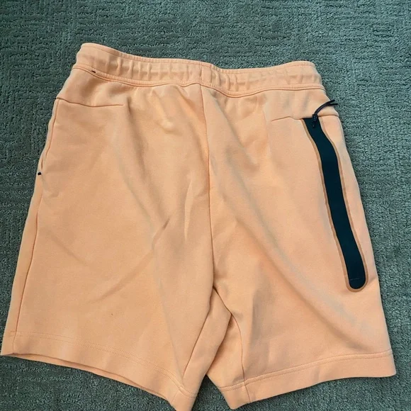 Nike Men's Athletic Shorts in Peach - Picture 2 of 3